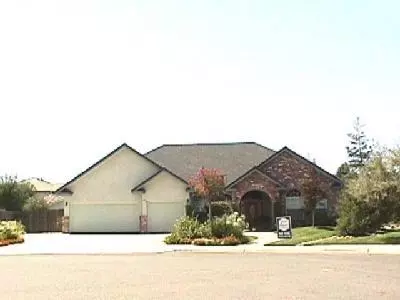 1715 El Paso, Clovis, CA 93611 photo 1