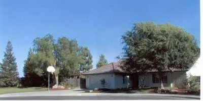 2590 Menlo, Clovis, CA 93611 photo 1