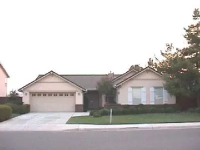 3212 Greenfield, Clovis, CA 93611 photo 1