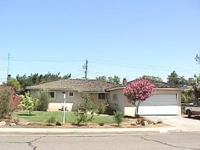 517 W San Jose, Clovis, CA 93612 photo 1