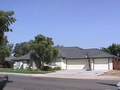 3187 Cypress, Clovis, CA 93611 photo 1
