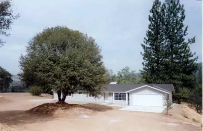 50117 Hangtree, Oakhurst, CA 93644 photo 1
