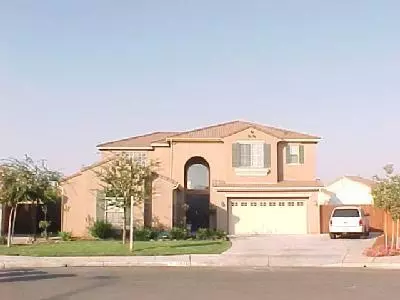 2384 E Ryan Ln, Fresno, CA 93720 photo 1