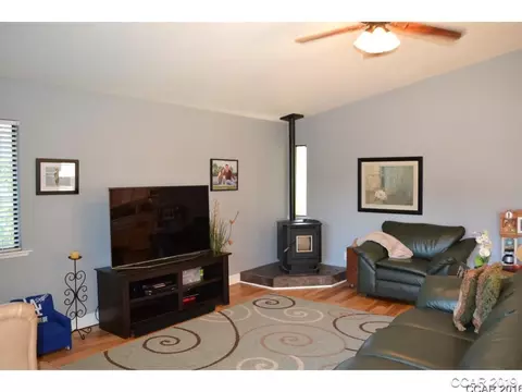 285 Duchess Dr, Copperopolis, CA 95228 photo 2