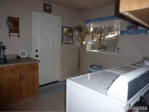 758 Yuroc Dr, Dorrington, CA 95223 photo 6