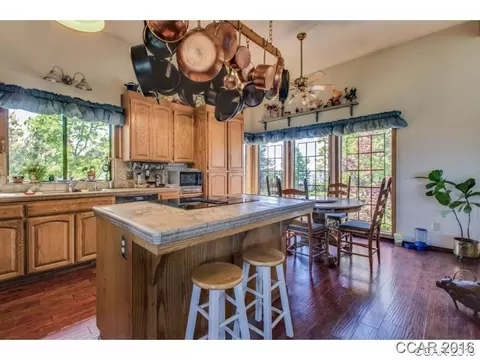 998 Sandalwood Dr, Murphys, CA 95247 photo 5