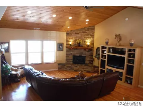 93 Heather Ct, Murphys, CA 95247 photo 4