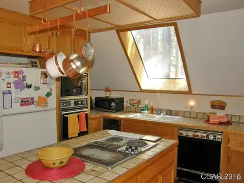 2824 Murphys Dr, Arnold, CA 95223 photo 10