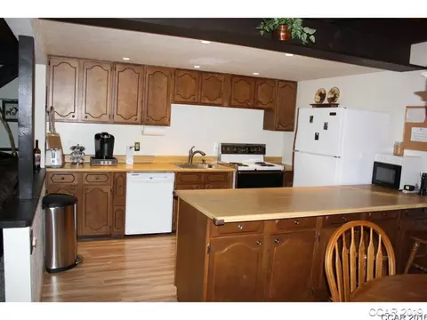 2183 Sultana Rd, Arnold, CA 95223 photo 4