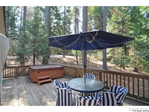 1786 Coniferous Dr, Arnold, CA 95223 photo 2