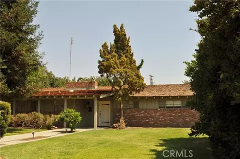209 Hilton St, Madera, CA 93637 photo 1