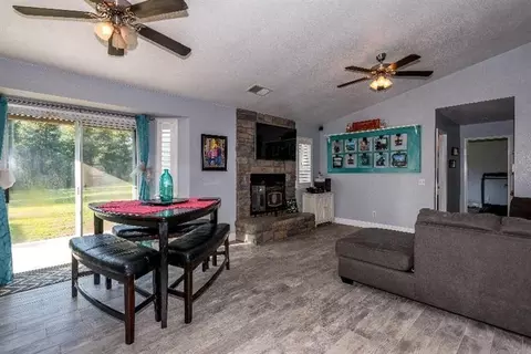 15506 Monreal Rd, Madera, CA 93636 photo 4