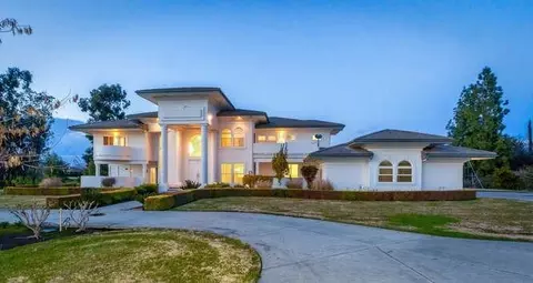 2790 E Silaxo Rd, Clovis, CA 93619 photo 1