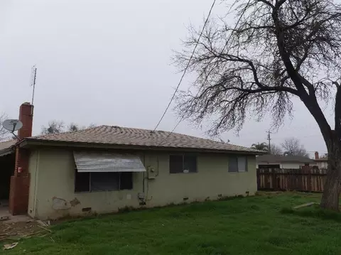 438 W Mitchell Ave, Clovis, CA 93612 photo 5