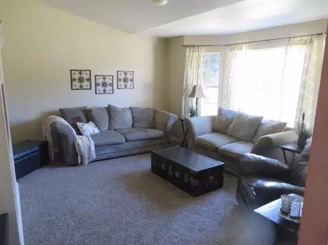 997 Harvard Ct, Madera, CA 93637 photo 10