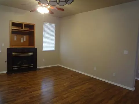 2543 Sierra Madre Ave, Clovis, CA 93611 photo 7