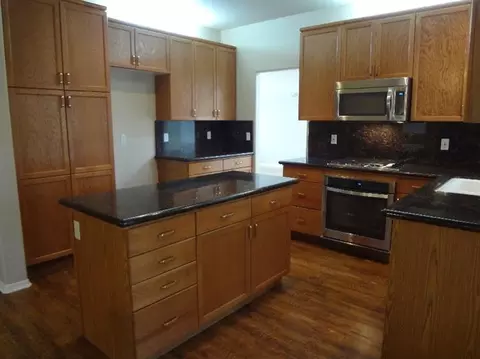 2543 Sierra Madre Ave, Clovis, CA 93611 photo 5