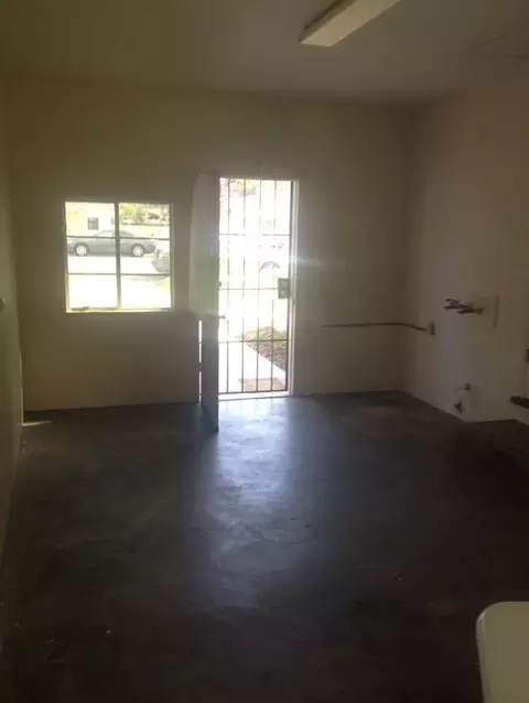 320 N O St, Madera, CA 93637 photo 8