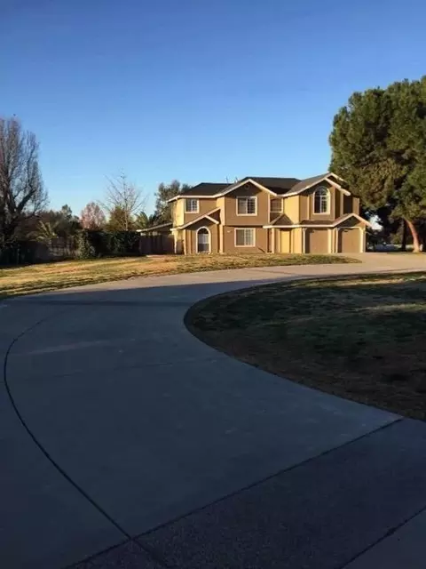 7373 E Pine Ave, Fresno, CA 93737 photo 1