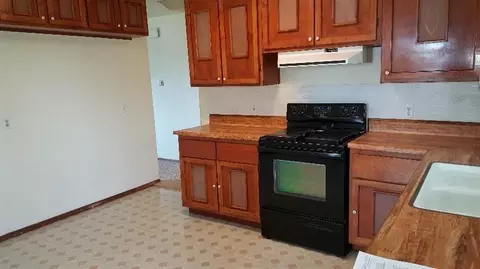 16643 Camden Dr, Madera, CA 93638 photo 9