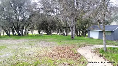 32126 Huron Rd, Coarsegold, CA 93614 photo 8