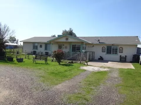 19930 Claremont Rd, Madera, CA 93638 photo 1