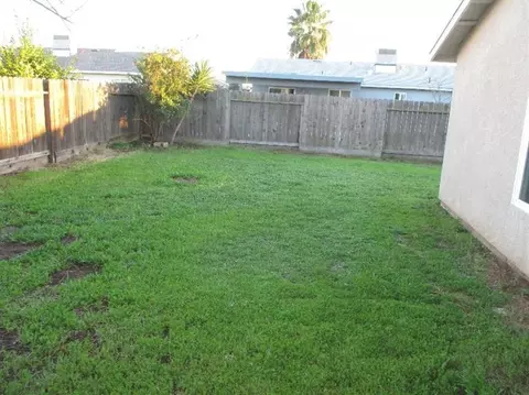 1534 La Jolla Way, Madera, CA 93638 photo 5