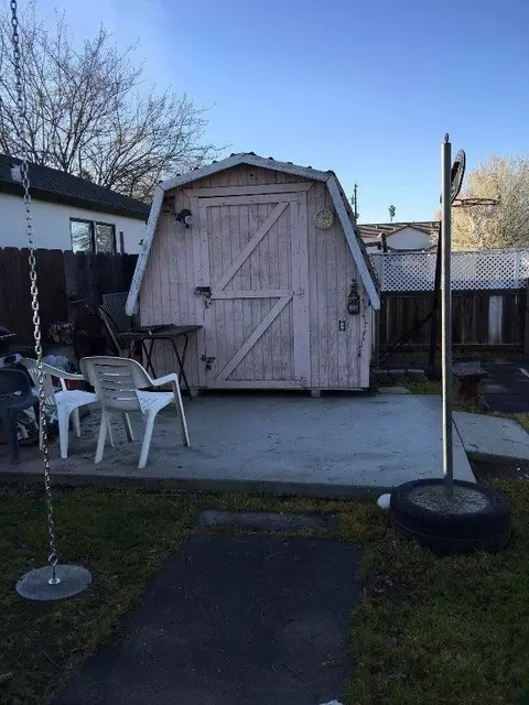 330 S 5th St, Chowchilla, CA 93610 photo 9