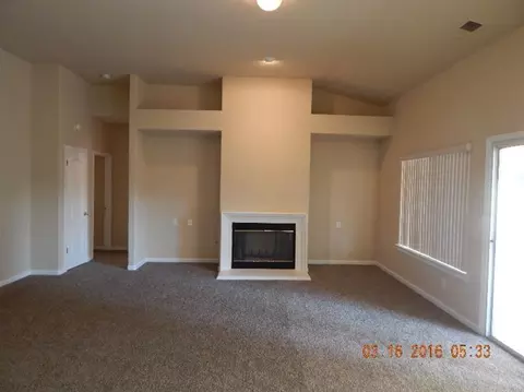 1884 Rialto Ct, Clovis, CA 93611 photo 3