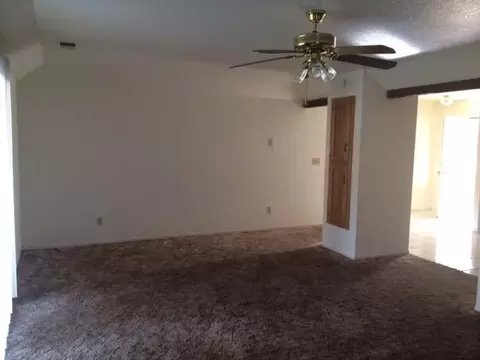 1217 Diamond Way, Madera, CA 93637 photo 4