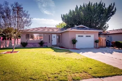 976 S Manor Dr, Kerman, CA 93630 photo 1