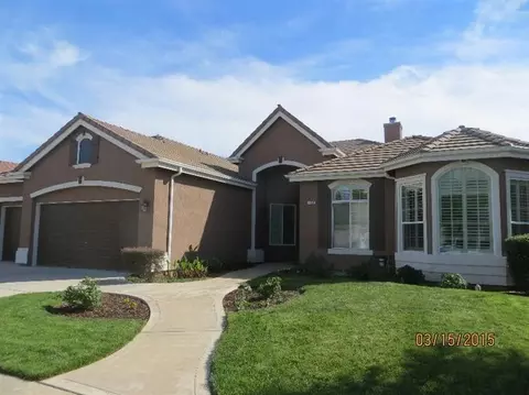 652 W Quincy Ave, Clovis, CA 93619 photo 1