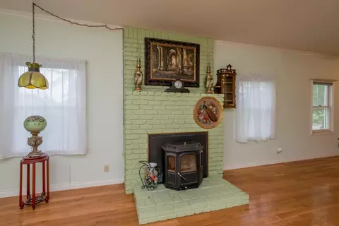 5918 N De Wolf Ave, Clovis, CA 93619 photo 3