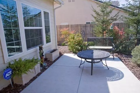 2886 Sierra Madre, Clovis, CA 93611 photo 2