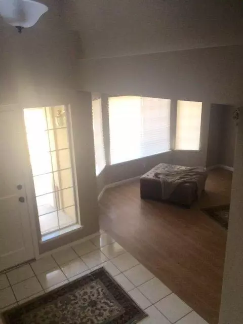 2036 Mesa Ave, Clovis, CA 93611 photo 4