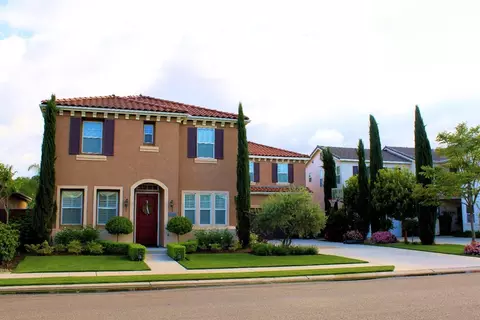 3308 Powers Ave, Clovis, CA 93619 photo 1