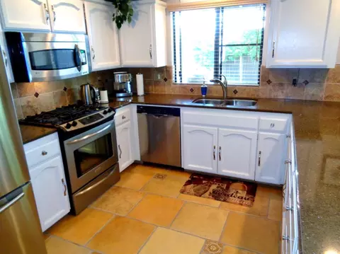 2263 Purvis Ave, Clovis, CA 93611 photo 4