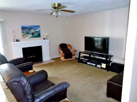 2263 Purvis Ave, Clovis, CA 93611 photo 9