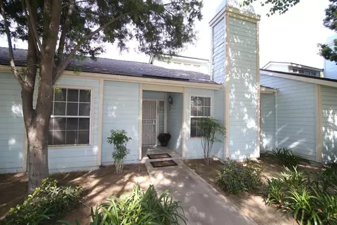 1565 Mayflower Way, Clovis, CA 93612 photo 3