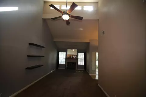 1565 Mayflower Way, Clovis, CA 93612 photo 6