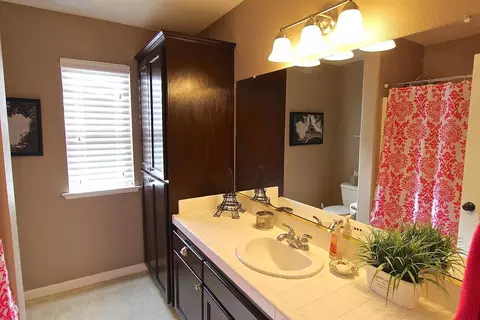 1811 Cromwell Ave, Clovis, CA 93611 photo 9