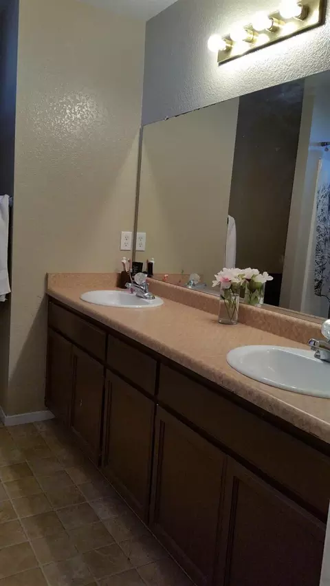 1704 Pierce Ln, Madera, CA 93638 photo 7