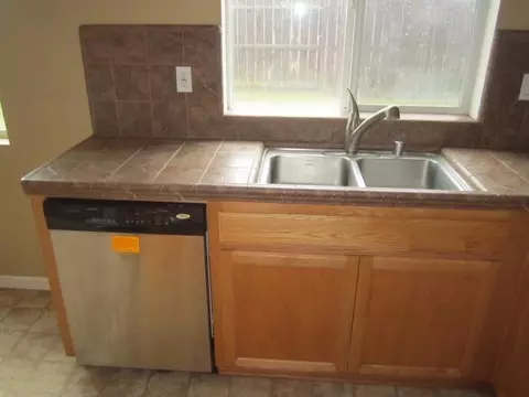 2814 Orange Tree Ct, Madera, CA 93637 photo 7