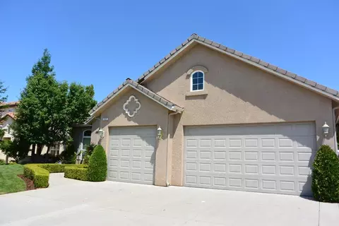1457 Bedford Ave, Clovis, CA 93611 photo 2