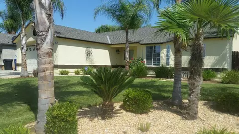 502 4th St, Sanger, CA 93657 photo 4