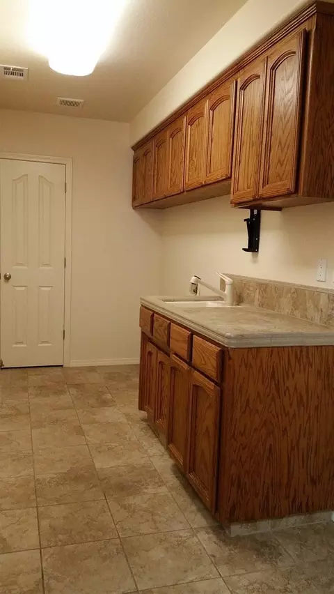 528 Stadium Rd, Madera, CA 93637 photo 10