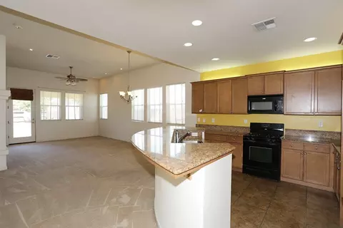 2490 Bella Corte, Chowchilla, CA 93610 photo 10