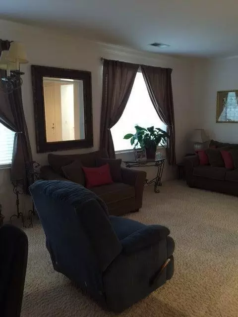 862 Dalton Ave, Sanger, CA 93657 photo 4