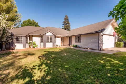 19351 Panoramic Dr, Madera, CA 93638 photo 1