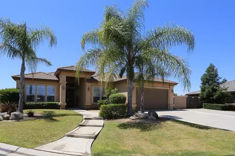 3155 Augusta St, Chowchilla, CA 93610 photo 2
